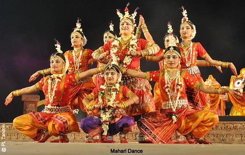 Mahari Dance